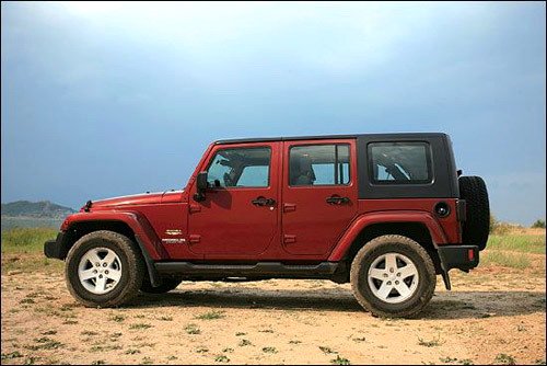 为越野人民服务 试FJ酷路泽对比牧马人 汽车之家 为越野人民服务 试FJ酷路泽对比牧马人 汽车之家