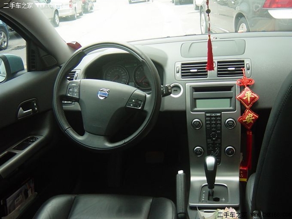 �����ֶ���C30 2006�� 2.4i