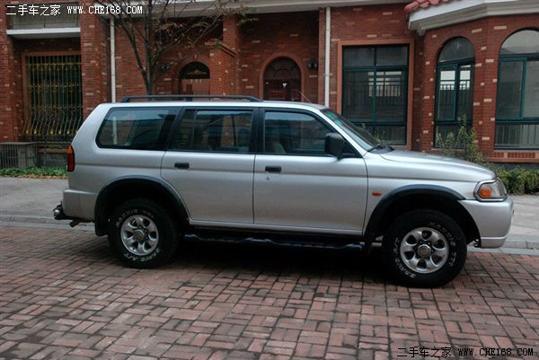 【图】常州二手帕杰罗速跑 05款 2.4 手动_银灰色_二手车之家