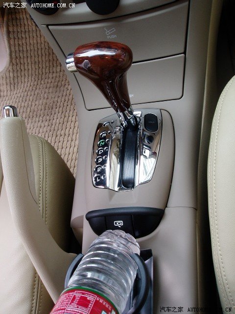 【图】[经验技巧]自动档车的正确停车方法