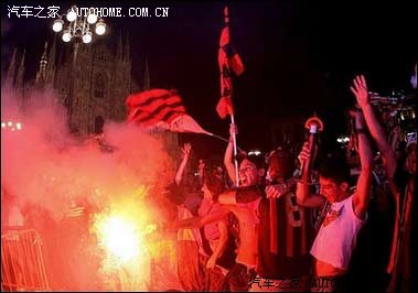 【图】AC米兰2-1利物浦夺得欧洲冠军杯_骏捷