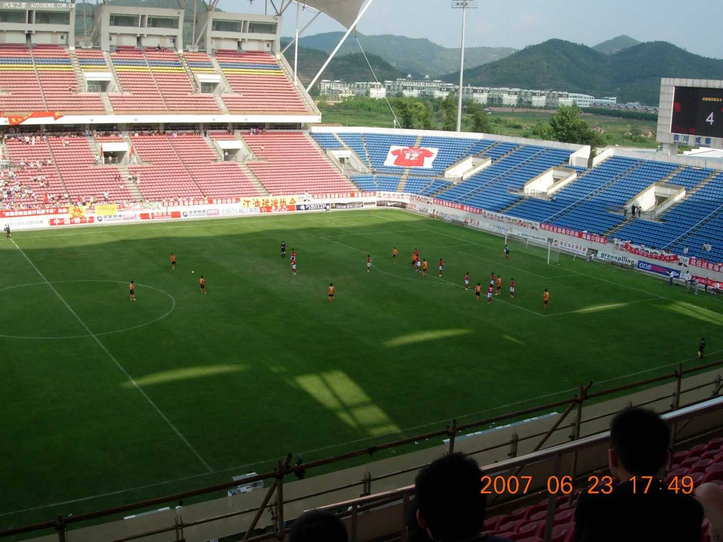 【图】wyh_00401成都龙泉专用足球场看球记_