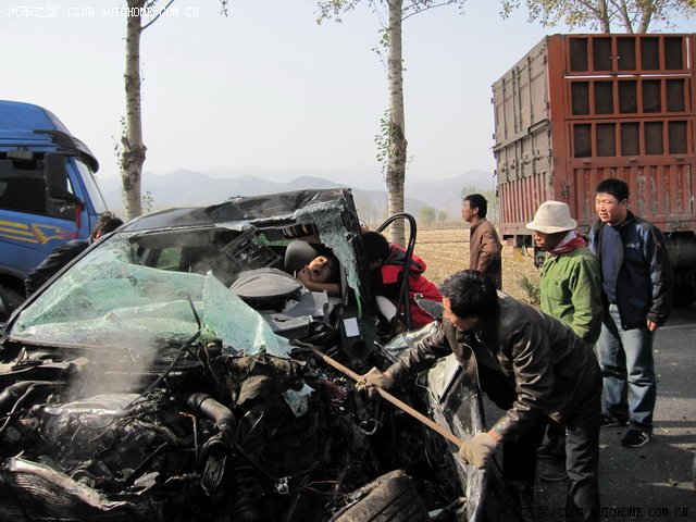 承围公路隆化汤头沟附近发生重大交通事故!请