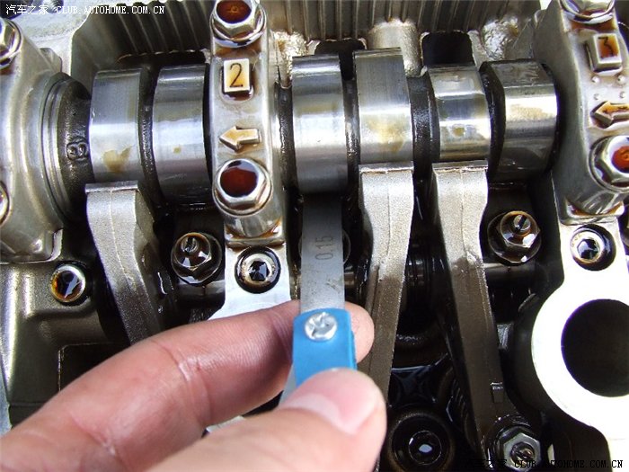 教大家调节气门间隙,清晰图片,看完不调也顶一