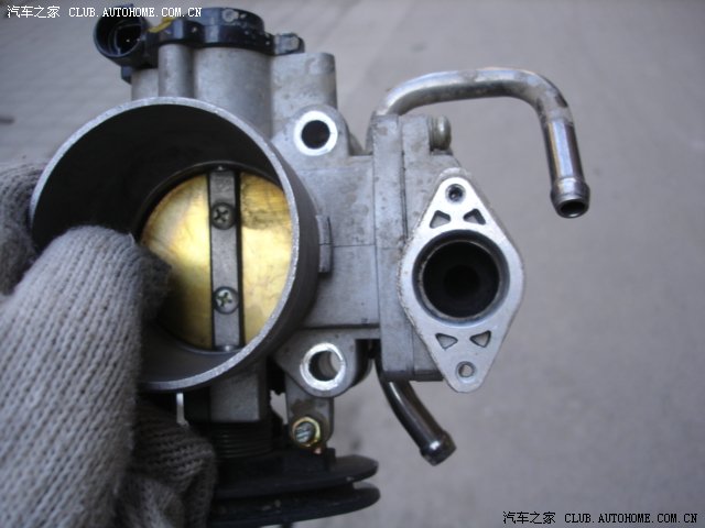 【图】清洗怠速步进电机