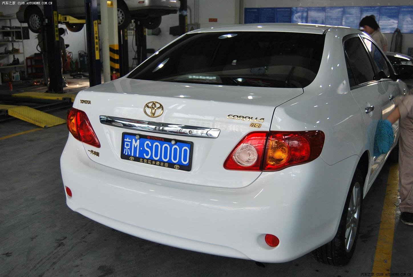 【图】卡卡打蜡作业(图)车亮牌更靓