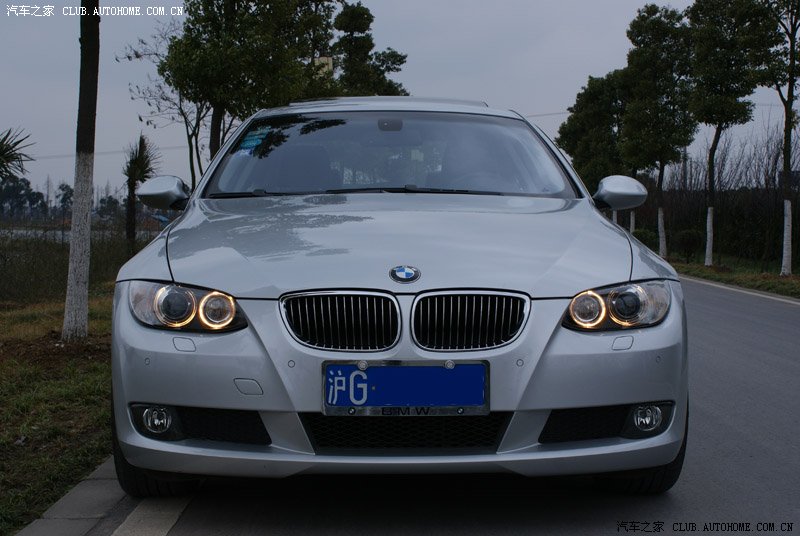 我10个月大的泰坦银 330i e92