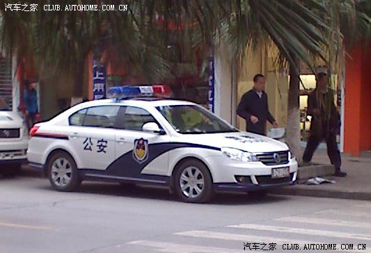 朗逸配置警车了,挺好看的