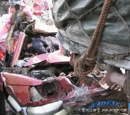 人烧成骷髅!泡泡俱乐部转