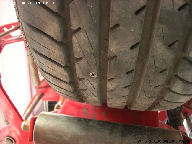 【图】奥迪A4补胎作业+SCHRADER胎压监测