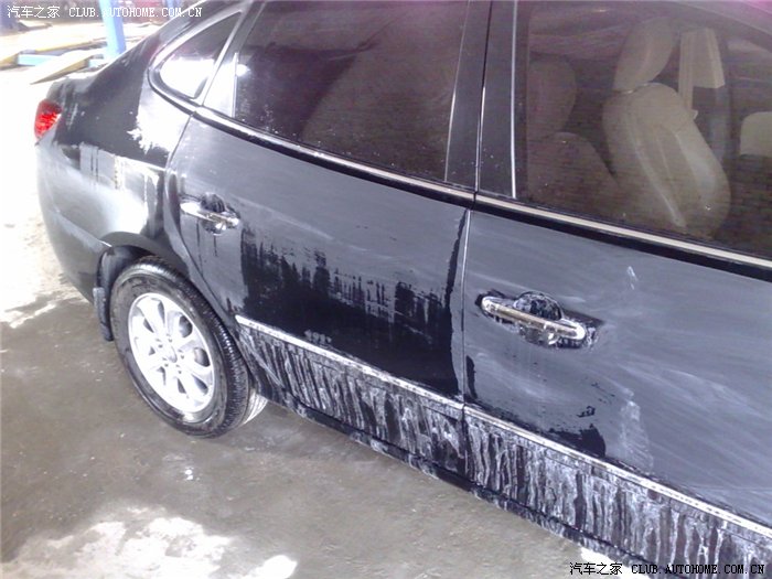 喷漆后的抛光作业,真是想不到啊.