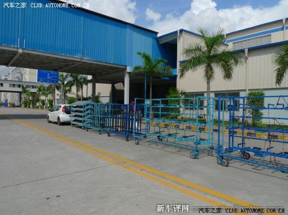 参观比亚迪坪山汽车总装车间