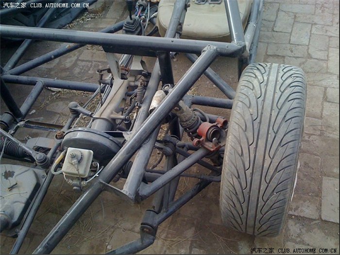 民间大神!河北汽车发烧友自制跑车 之半成品