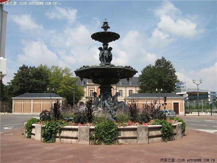 为您带来巴黎、罗马等欧洲最发达国家的城市街