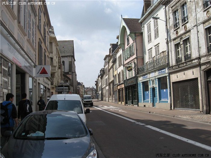 为您带来巴黎、罗马等欧洲最发达国家的城市街