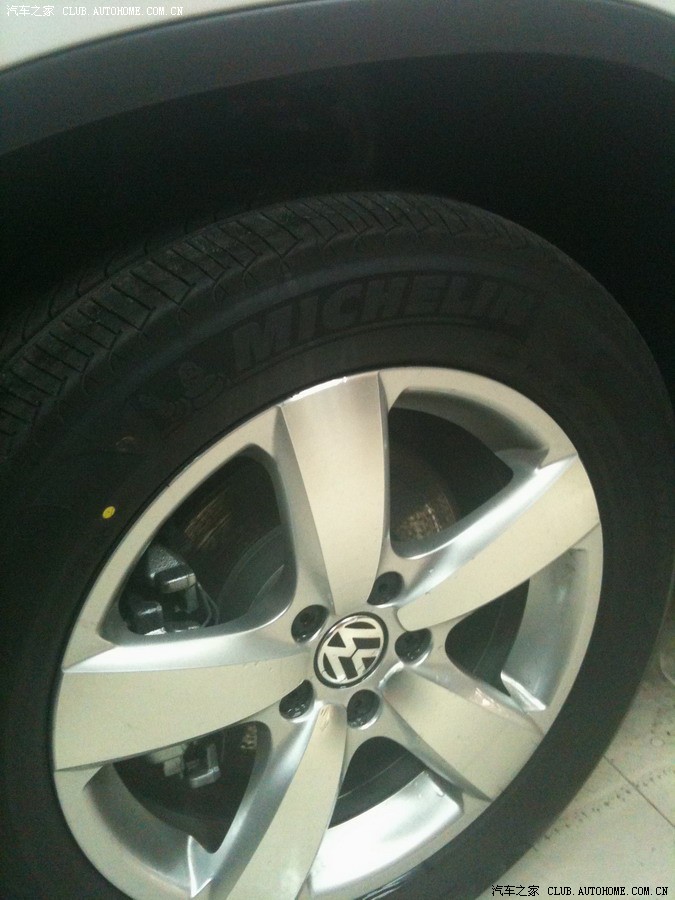 【图】刚提的途观竟然发现是米其林轮胎,爽!