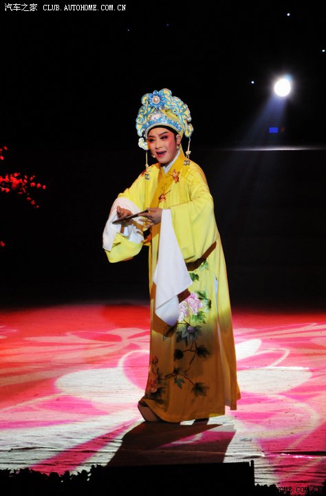 【图】等车烦躁?调解心情,分享第二届越剧节照