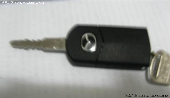 教你如何给马2遥控钥匙换电池_马自达2论坛
