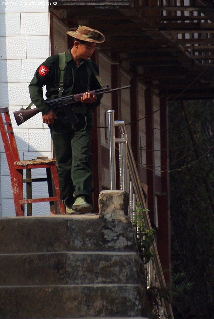 可以看到三支军队的孟定清水河口岸_云南_手机汽车之家