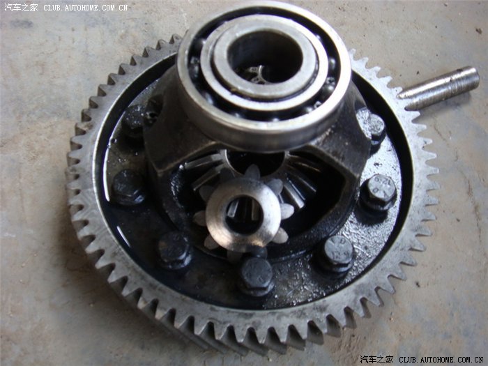 【图】自由舰改装大发变速箱作业!