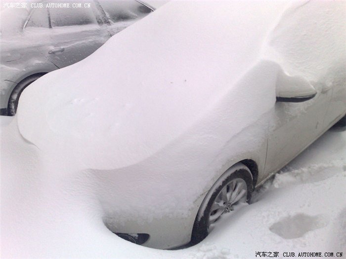【图】被暴雪掩埋的高6…被掩埋的其他车辆,能