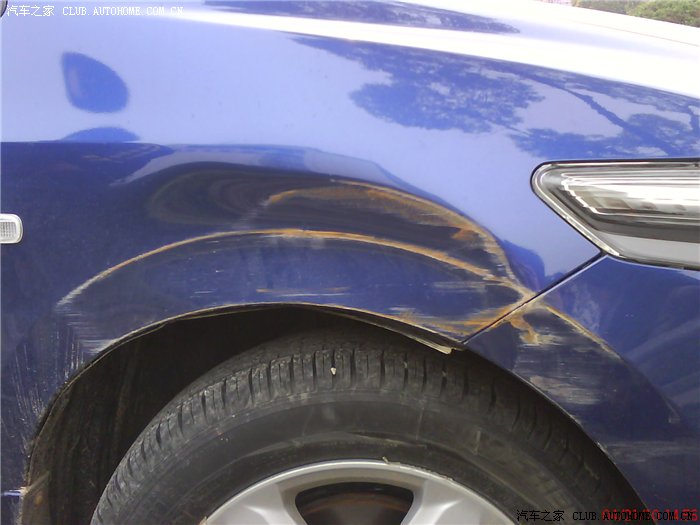 【图】车子被刮了,很无语~(锋锋被撞照片。都