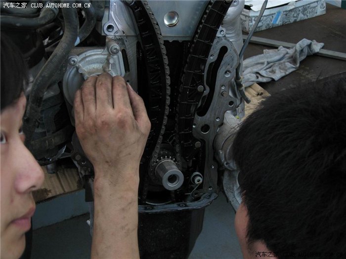 明锐发动机漏油的终极处理,更换正时罩盖垫全