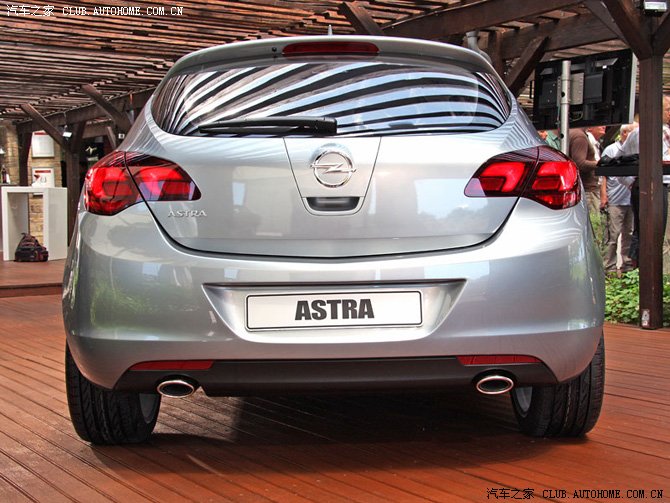 【疯子作业第一季】英朗原型车图片作业