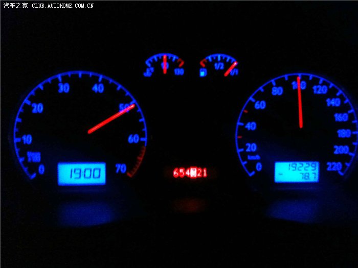 【图】SPORTY POLO AT 每个礼拜例行拉高转速5分钟照片_POLO 论坛_汽车之家论坛