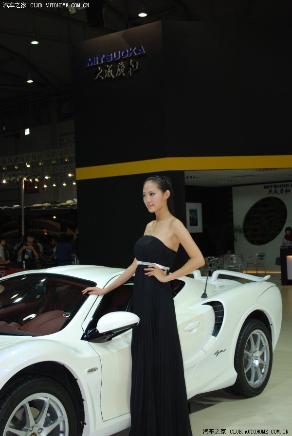 中秋赏成都2010第十三届国际车展(美女豪车篇)