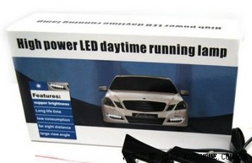 【图】庆祝DIY高仿奔驰E300L LED日间行车灯