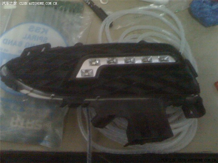 【图】庆祝DIY高仿奔驰E300L LED日间行车灯