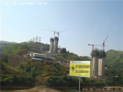 返程决定绕贞丰县牛场乡,上关兴路,再上镇胜高速回镇宁县,比走镇坝