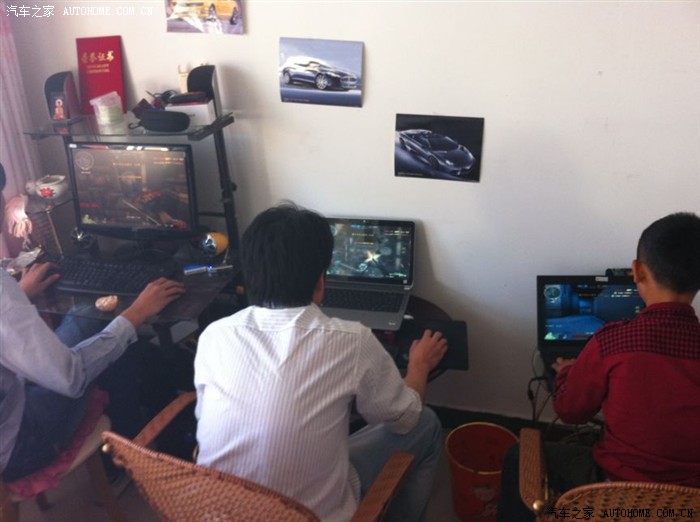 我的房间像战场!