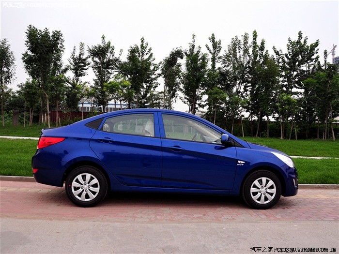 【图】请问瑞纳可以换后座 『比例放倒』 的吗