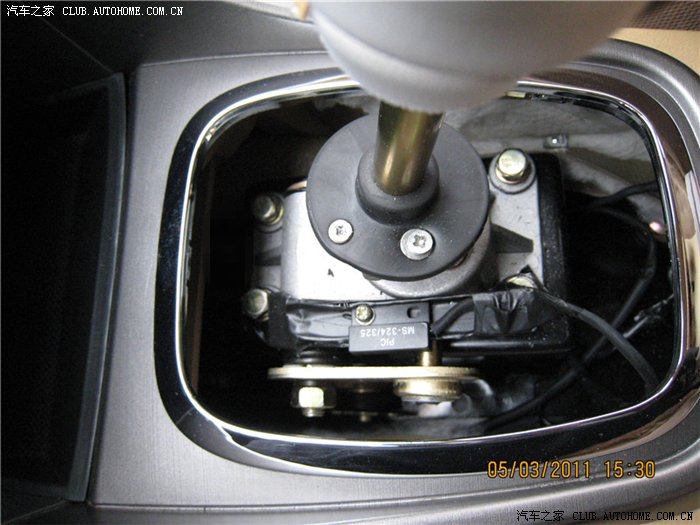 新瑞虎加装汽车防盗报警器(遥控启动)及空挡检