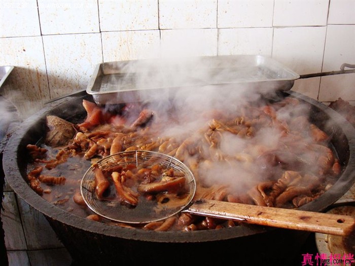 怎样卤出来的肉做好吃我想学熟食卤肉去哪里能学