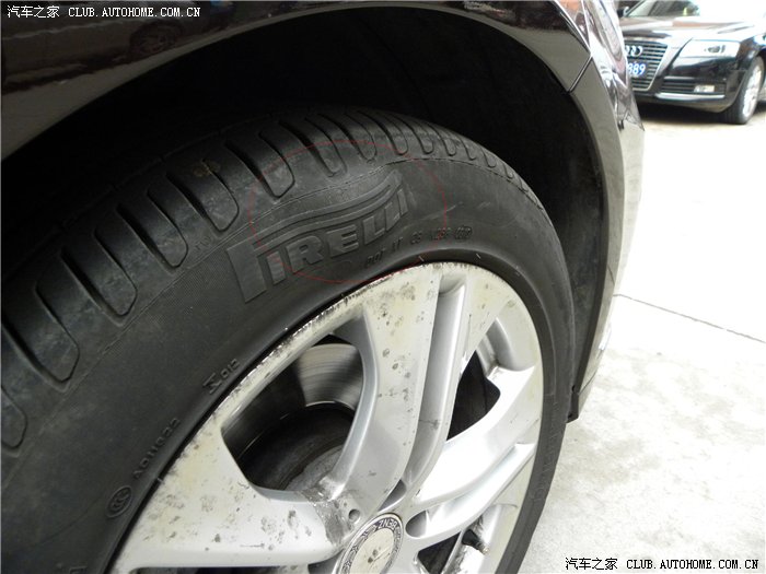 【图】奔驰E200L CGI 2W公里不到,前后轮胎已