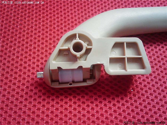 扶手加阻尼+拉手门腕+描轮胎作业+R车标安装