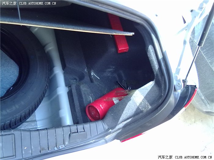 【图】刚洗了车+早上被刮伤+灭火器摆放位置