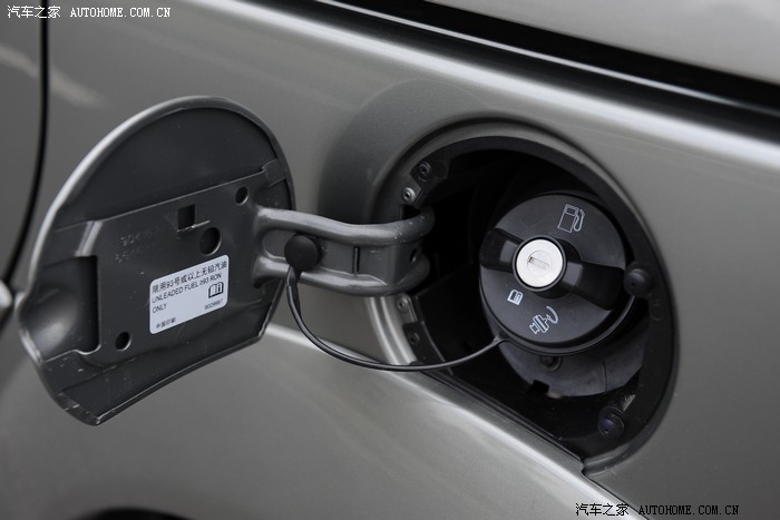 连载式的海量图片)终于接回别克GL8商务车!