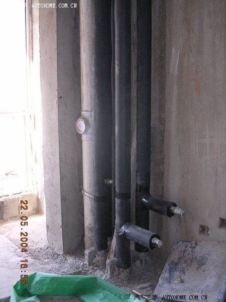 【图】请问哪位知道这种包水管的黑衣服是什么