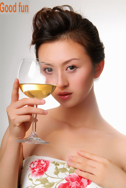 尽情团:美女与酒【动态图】