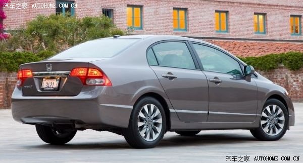 第八代思域 pk 第九代思域!你喜欢哪个屁股?