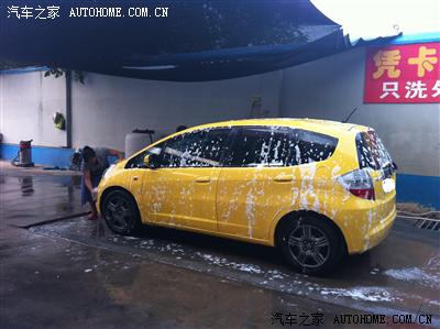 本地加油站免费洗车,200块加油送洗车卡、餐巾