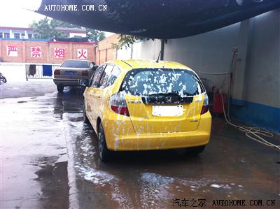 本地加油站免费洗车,200块加油送洗车卡、餐巾