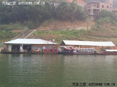 钓鱼人的天堂---万峰湖筏钓之旅