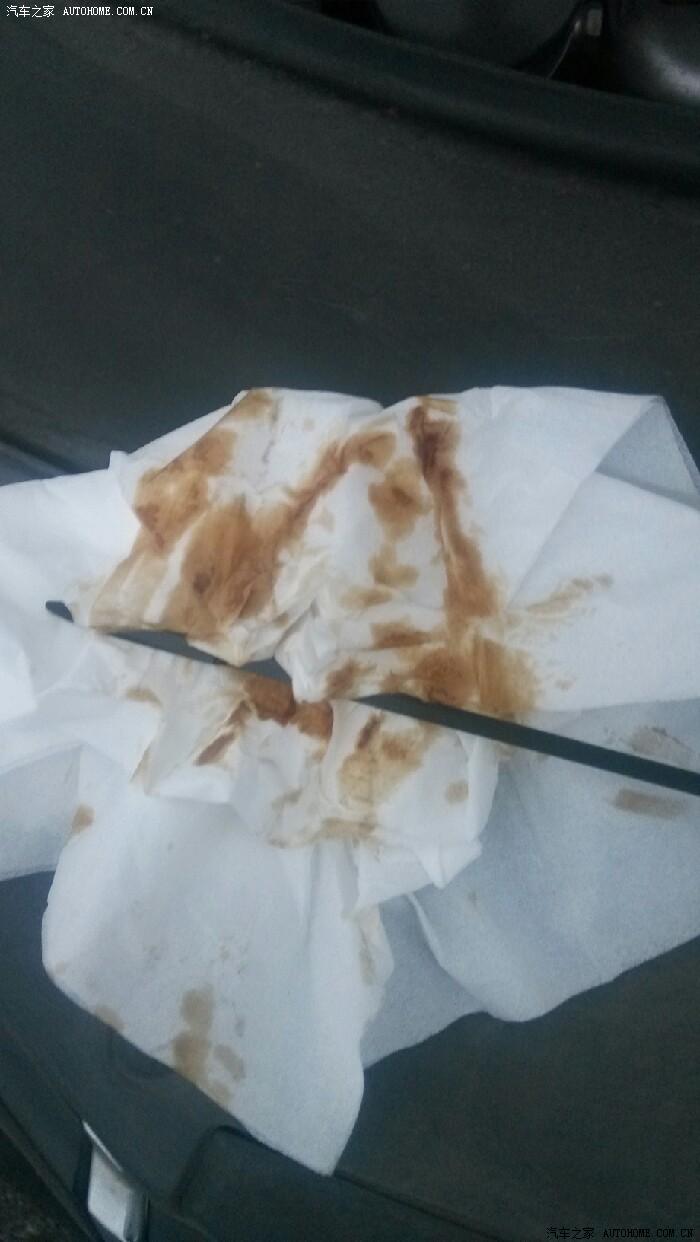 刚换的机油,怎么这个颜色