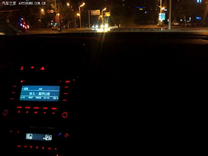【图】这是啥车?夜间内饰灯