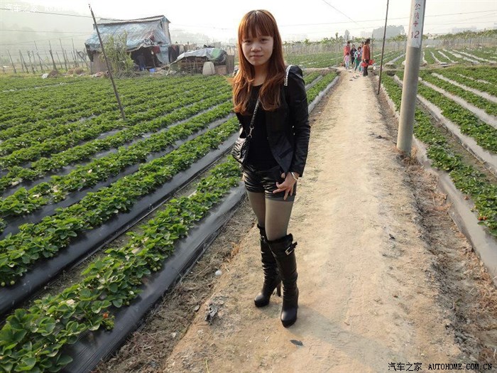 【图】【媳妇当车横】90<em>妹子</em>火辣演出_<em>宝马7</em>